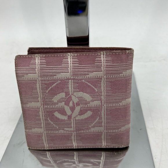 Chanel Wallet - Picture 2 of 11